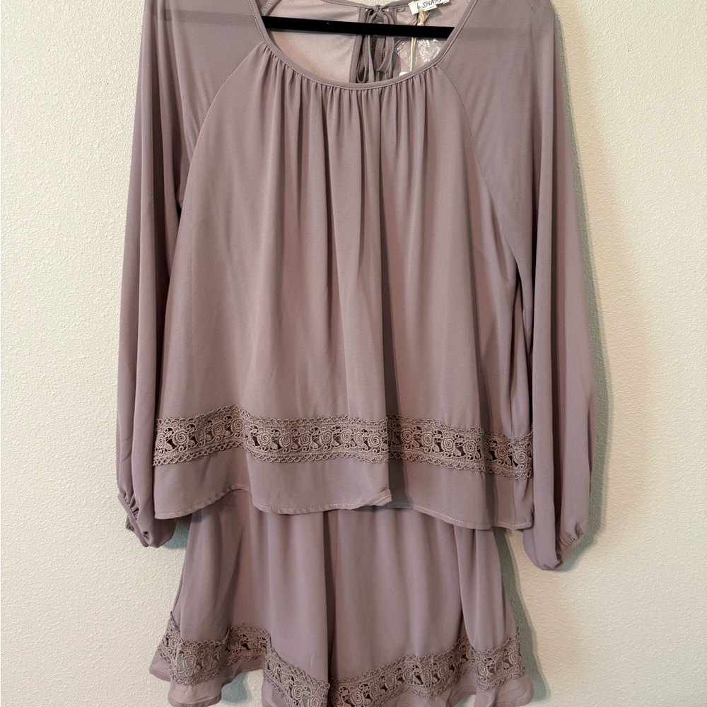 Elegant Mauve Jumpsuit with Lace Trim